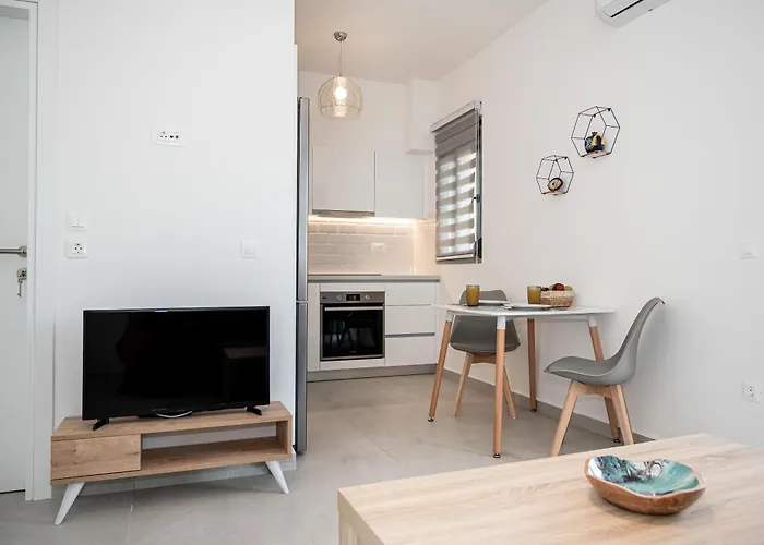 Apartament Anesis Town